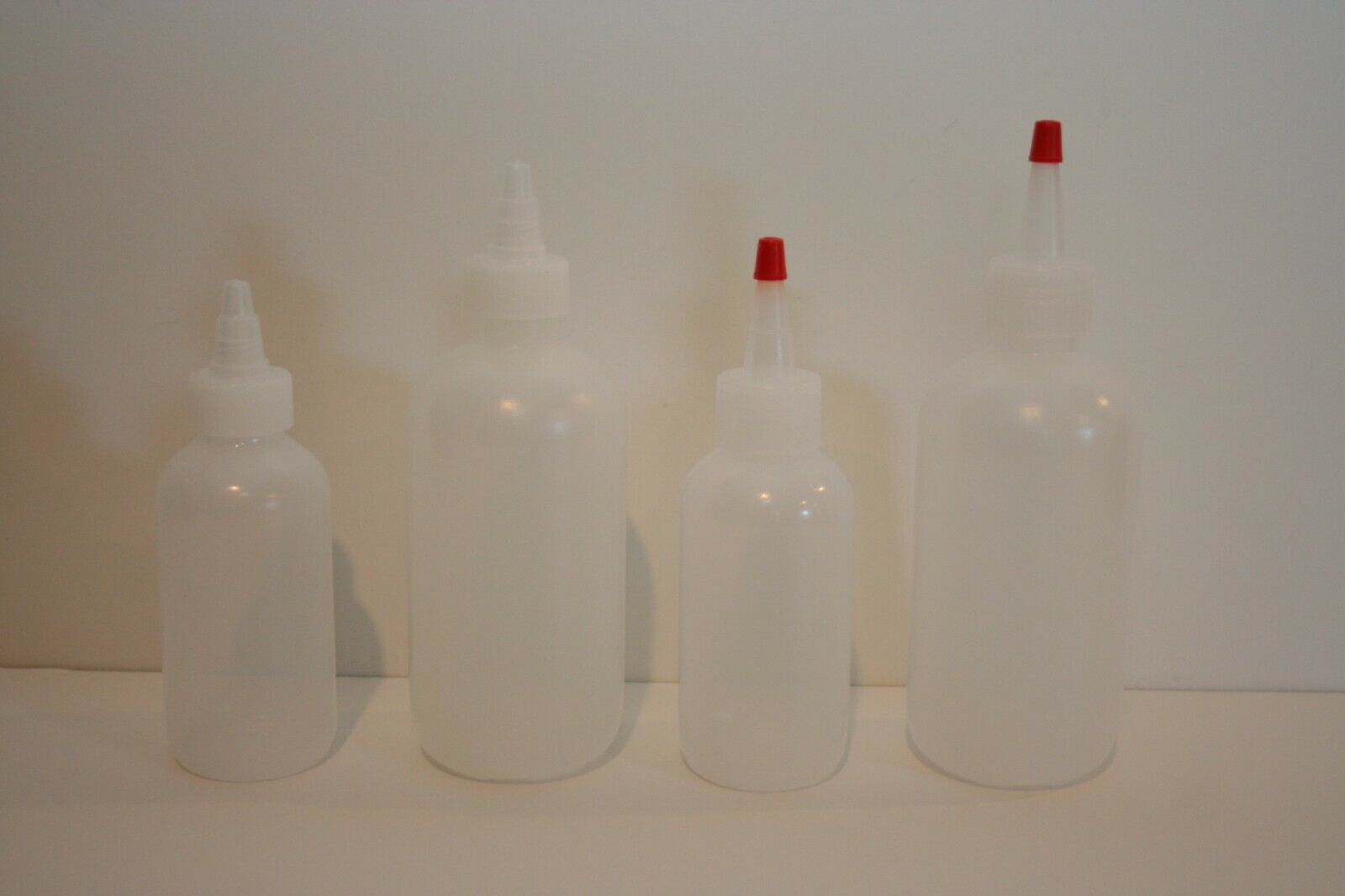 4 Or 8 Oz Plastic Ldpe Boston Round Squeeze Bottle Toiletry Condiment Travel Top